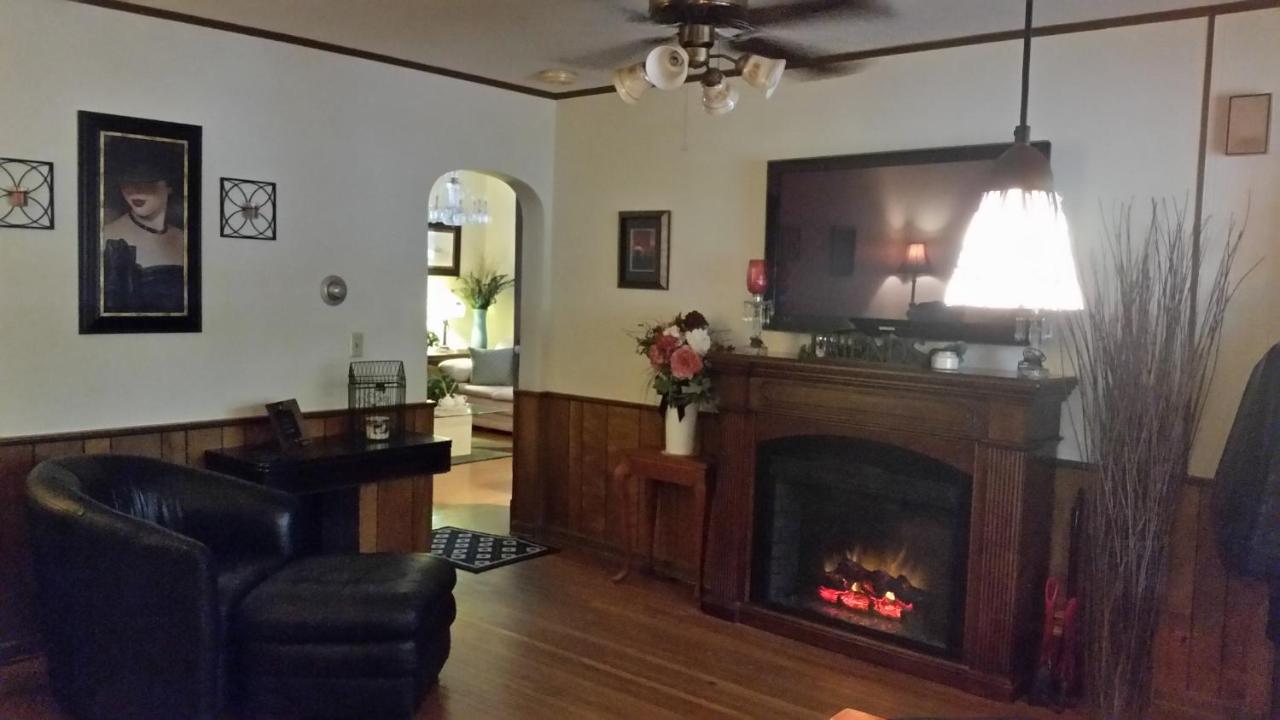  | Carraway Guest House