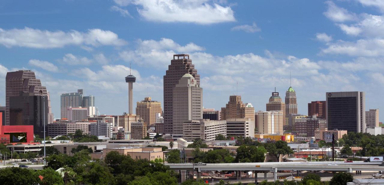  | SureStay Hotel by Best Western San Antonio Riverwalk