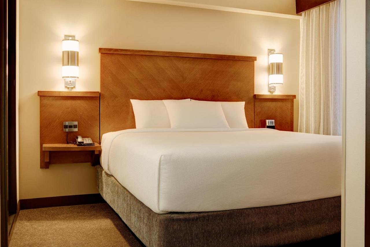 | Hyatt Place Dallas/North Arlington/Grand Prairie