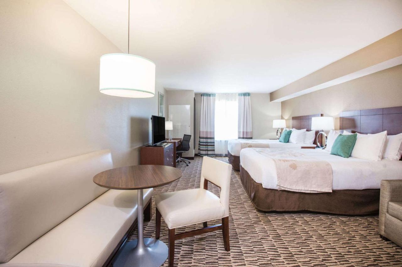 | Hawthorn Suites by Wyndham Saint Clairsville