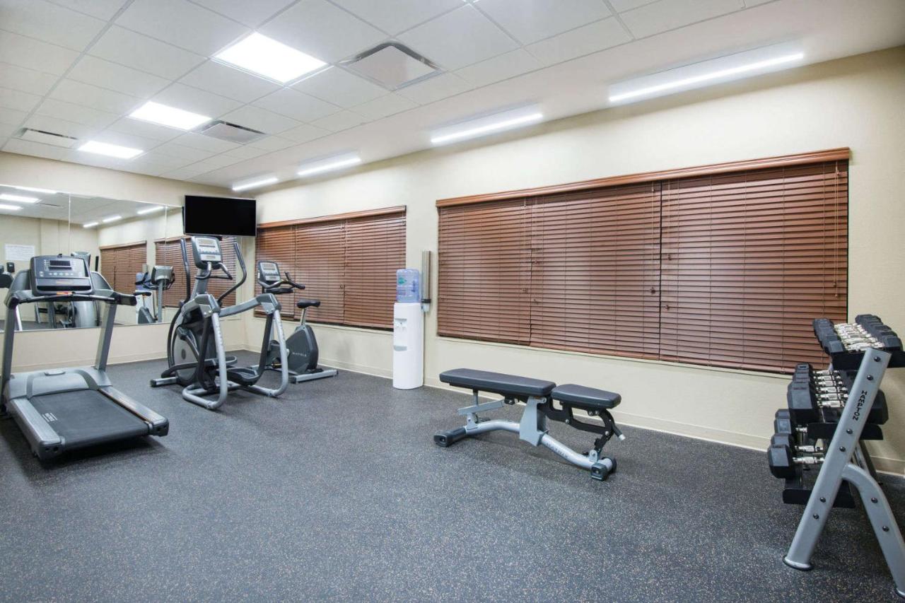 | Hawthorn Suites by Wyndham Saint Clairsville