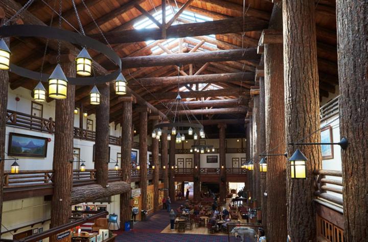  | Glacier Park Lodge