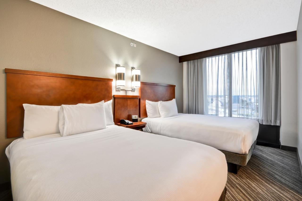 Guestroom 2 Doubles at Hyatt Place Baton Rouge/I-10