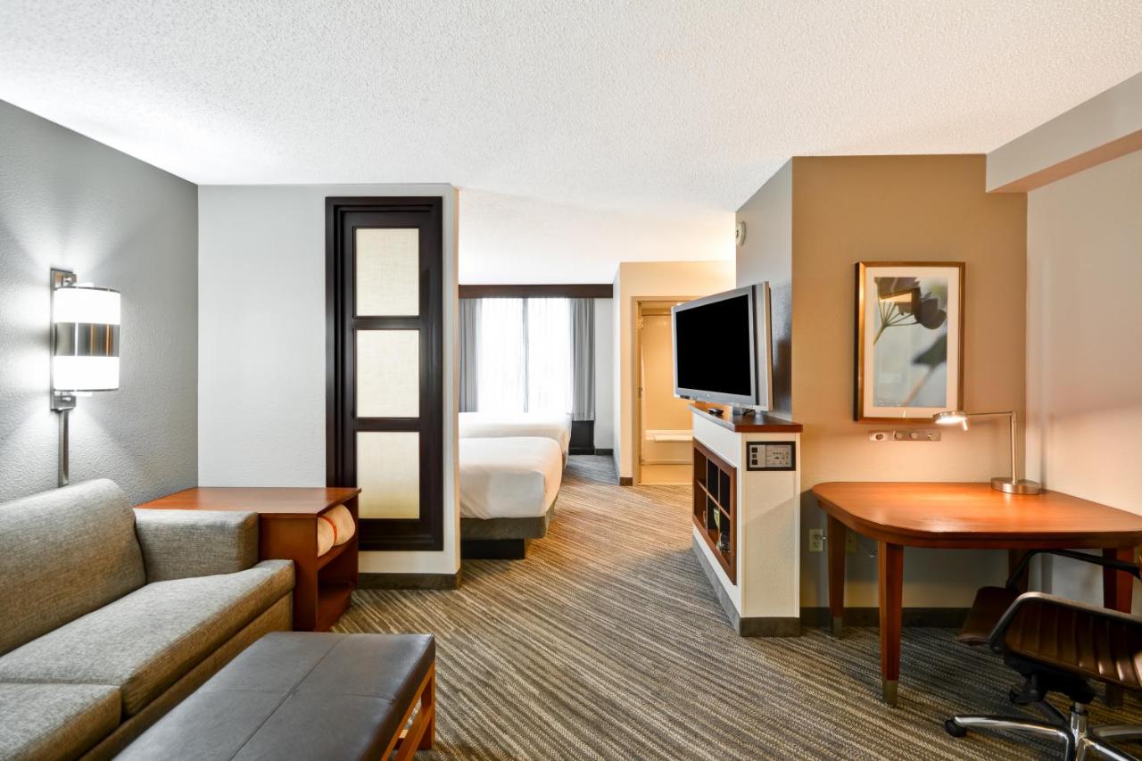 High Floor Doubles, Sofabed at Hyatt Place Baton Rouge/I-10