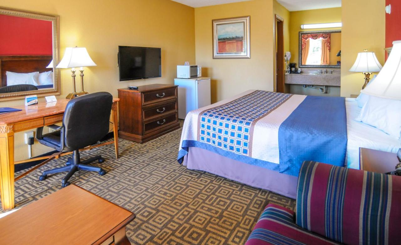 | Heritage Inn