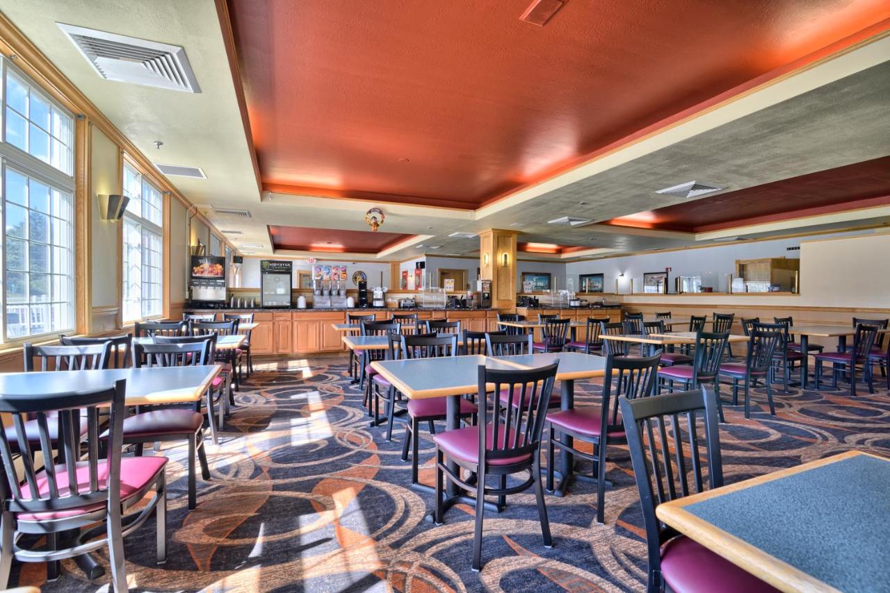| Cabot Inn & Suites