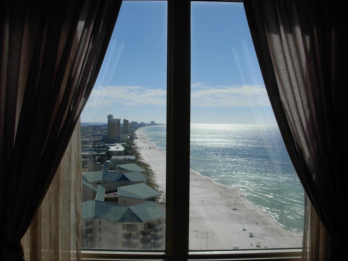 | Shores of Panama Penthouse Resort