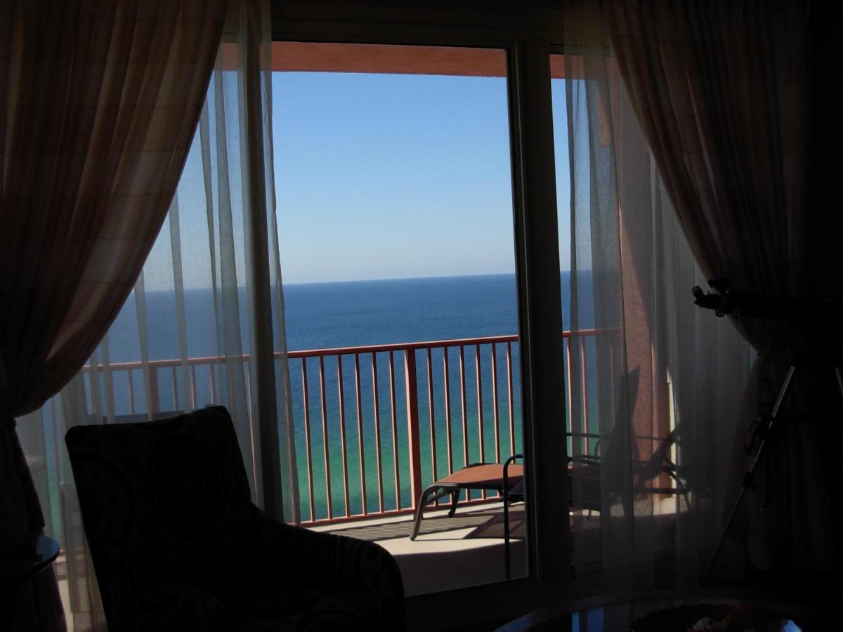 | Shores of Panama Penthouse Resort