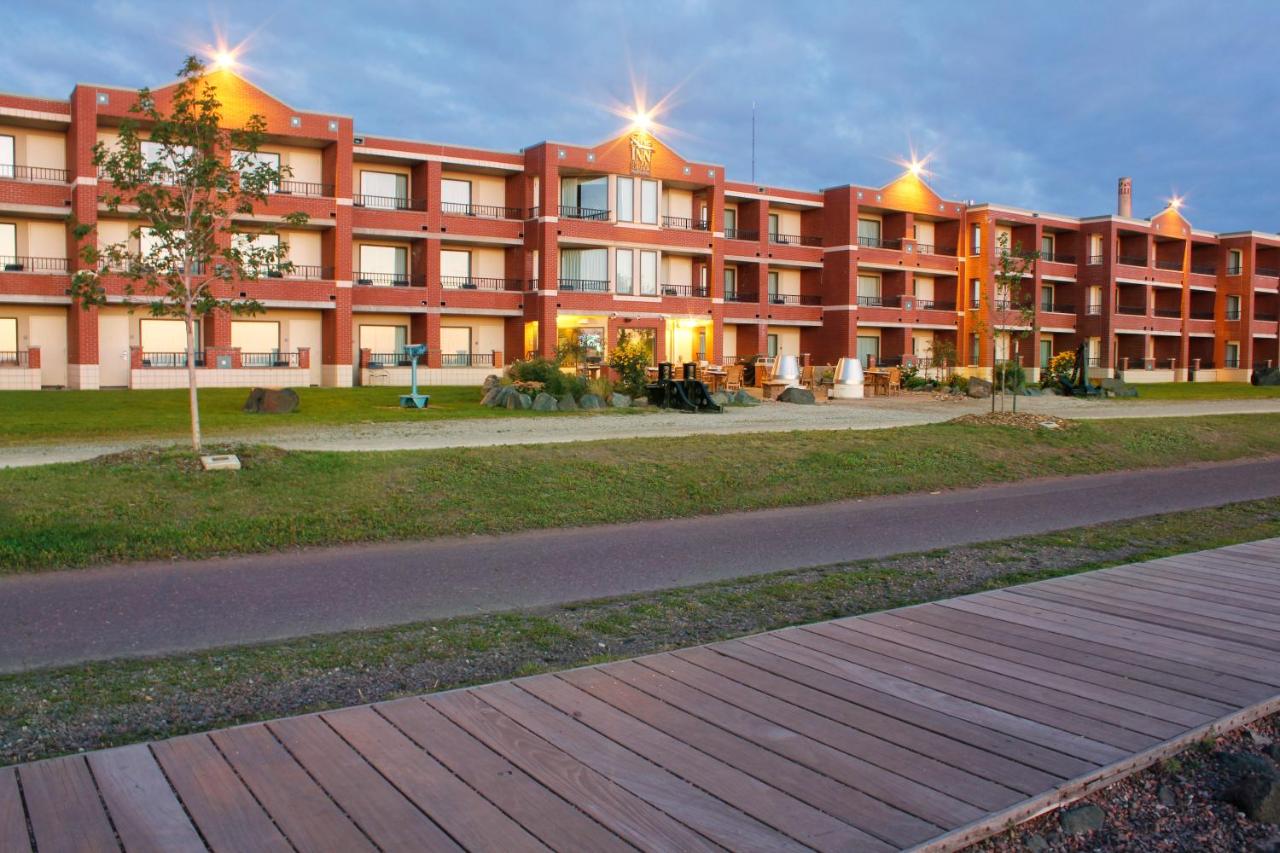 | The Inn on Lake Superior