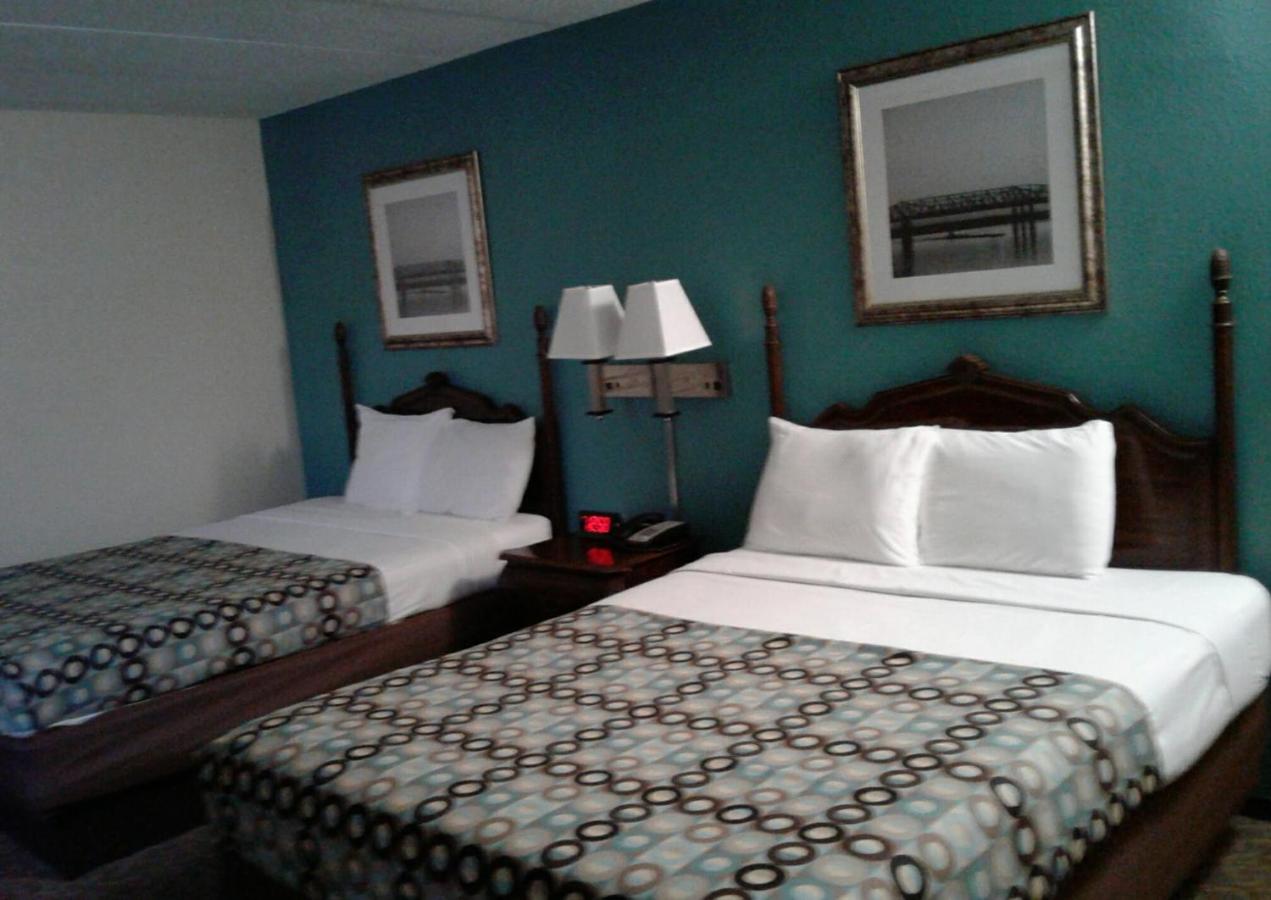 | Red Carpet Inn Rochester
