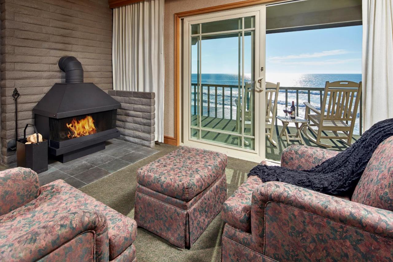 Premium King Oceanfront Room at Cavalier Oceanfront Resort