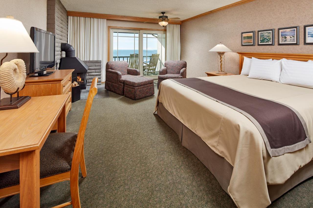 Premium King Oceanfront Room at Cavalier Oceanfront Resort
