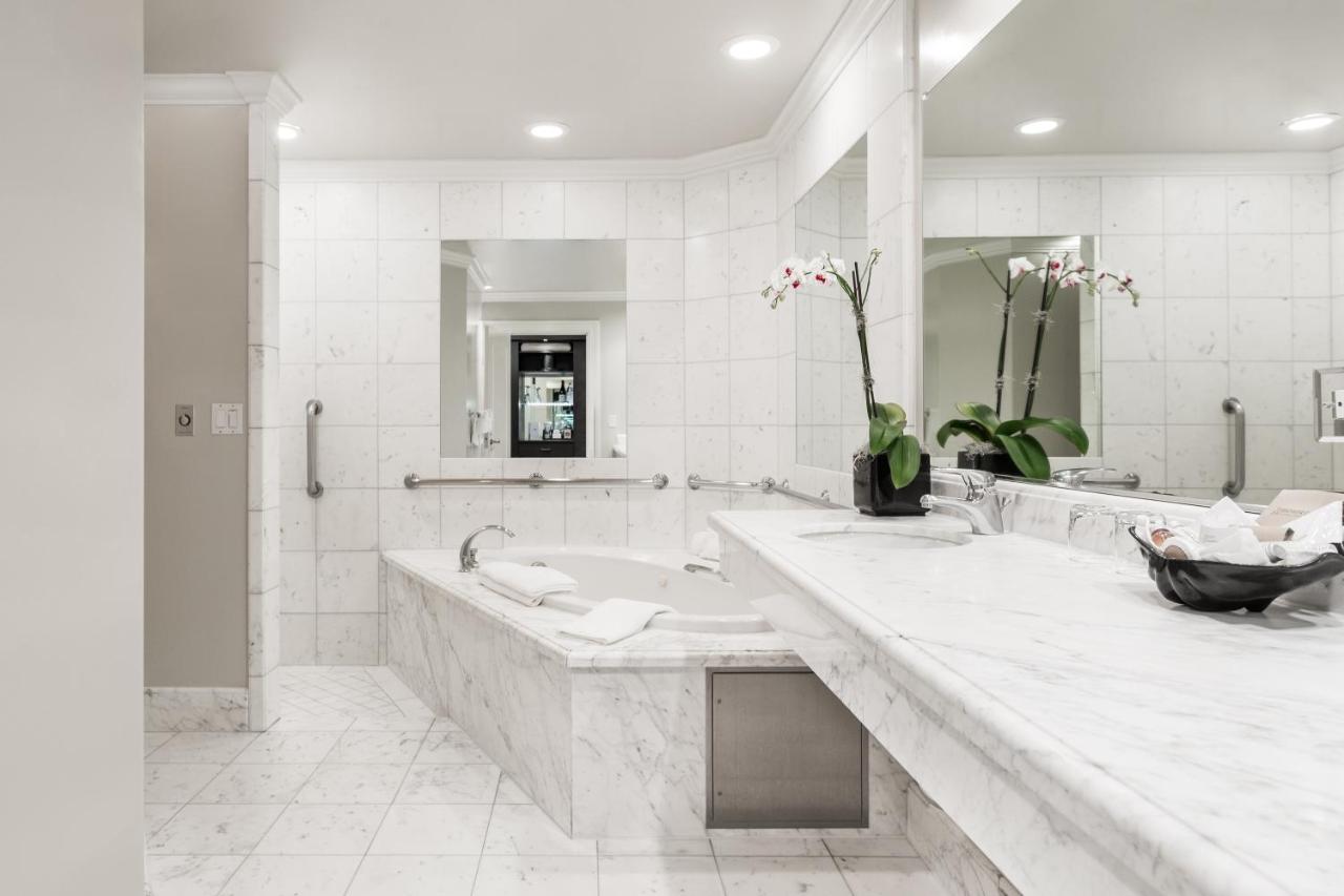 Luxury King Room at Montecito Inn