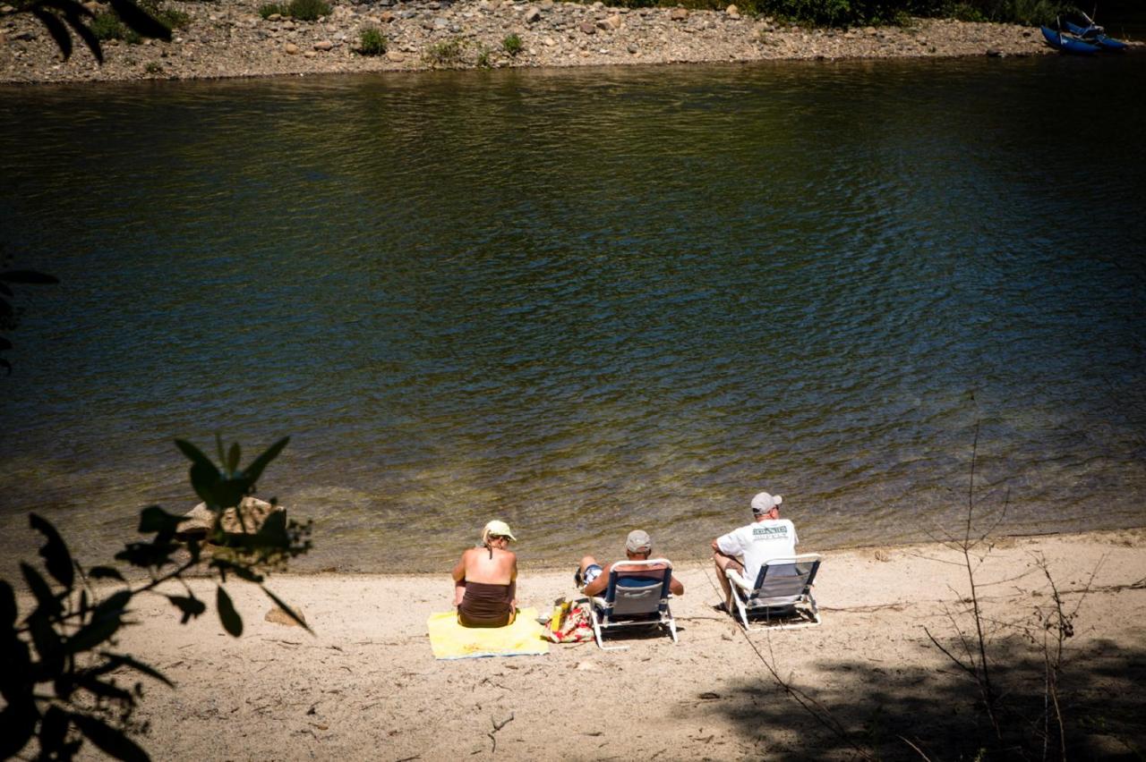 | Ponderosa Camping Resort One-Bedroom Cabin 2