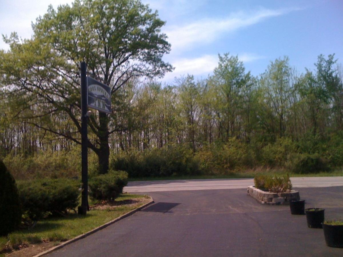  | Cool Springs Inn
