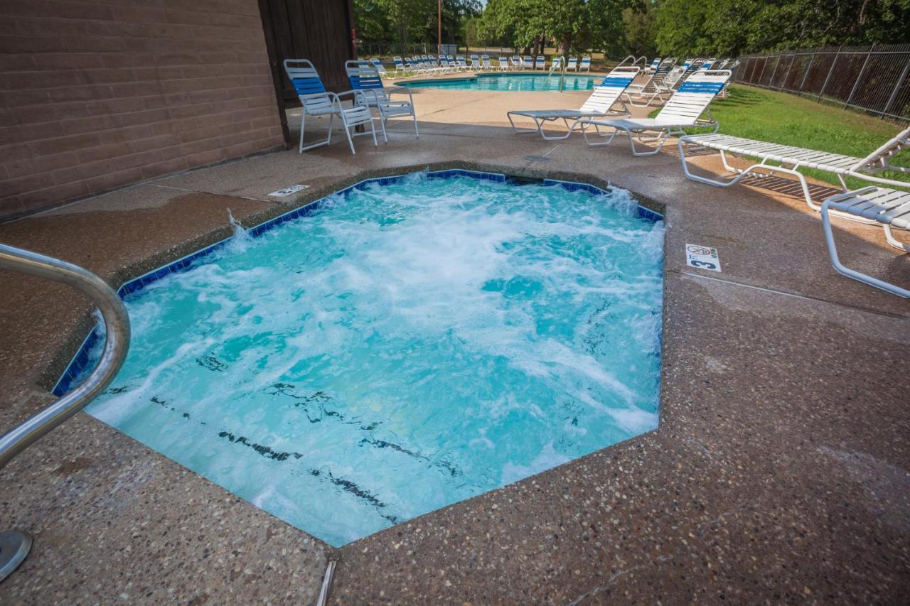 | Lake Texoma Camping Resort Cabin 4