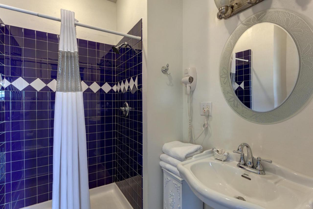 | Nantucket Inn - Anacortes