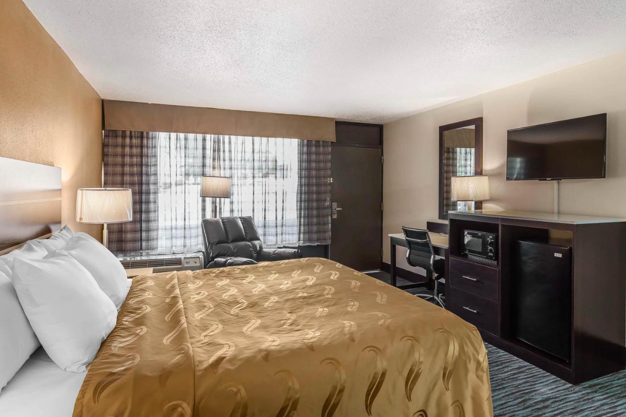 King Room - Accessible/Non-Smoking at Quality Inn South Boston - Danville East