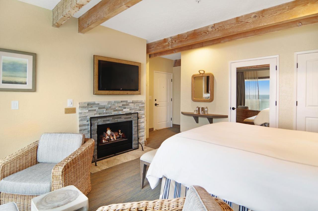 Queen Room with Ocean View at Cypress Inn On Miramar Beach