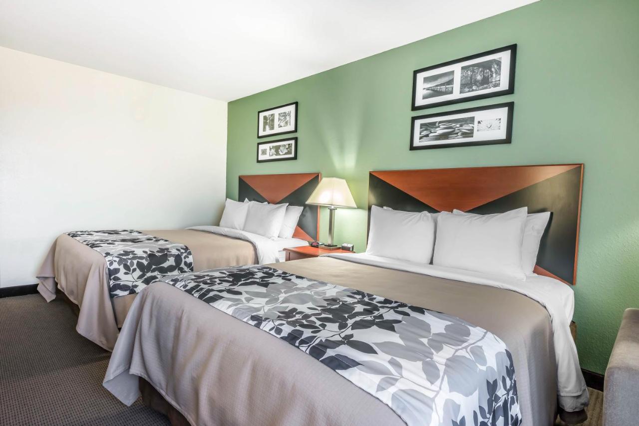 Queen Room with Two Queen Beds - Accessible/Non-Smoking  at Sleep Inn & Suites University/Shands