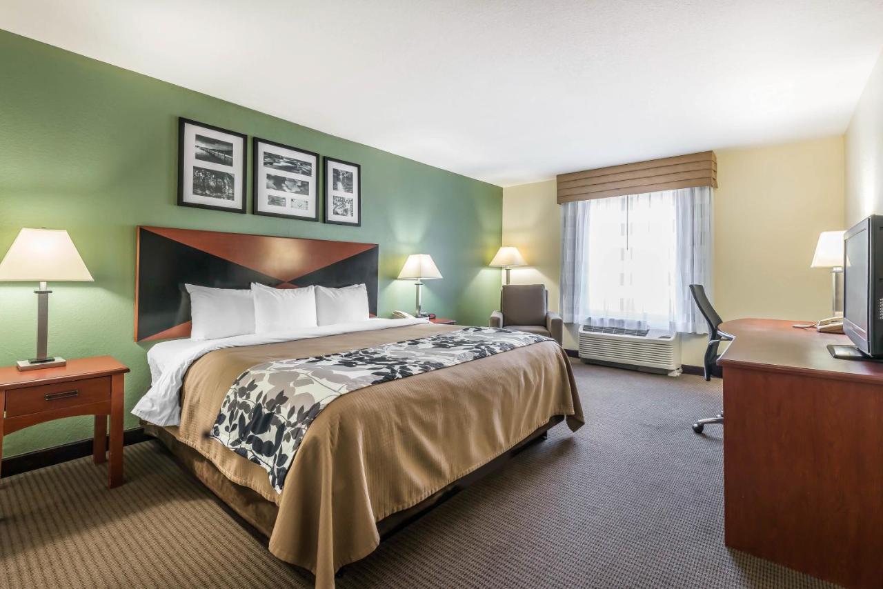 King Room - Accessible/Non-Smoking at Sleep Inn & Suites University/Shands
