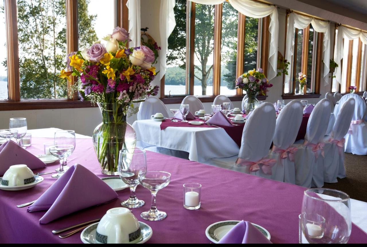 | Alamoosook Lakeside Inn Orland