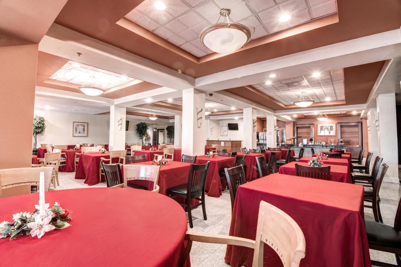 | Ramada Plaza by Wyndham Atlanta Airport