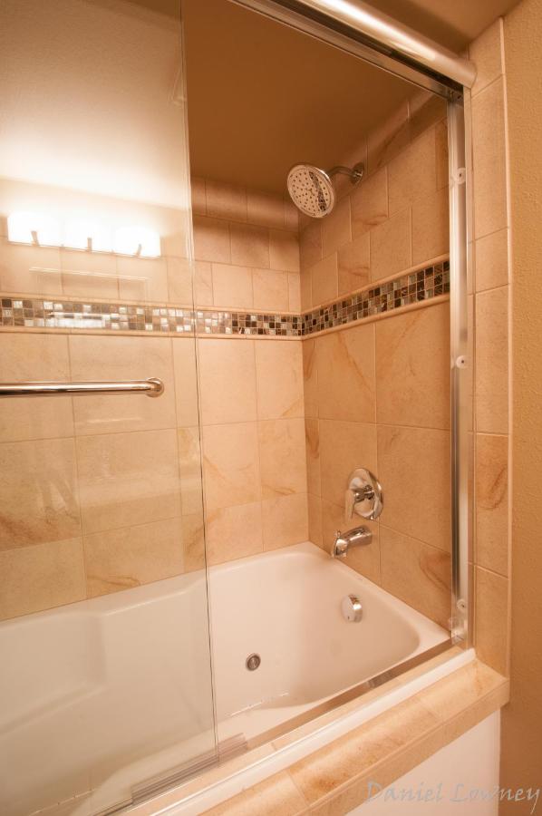 King Room at Meadow Lake Resort & Condos