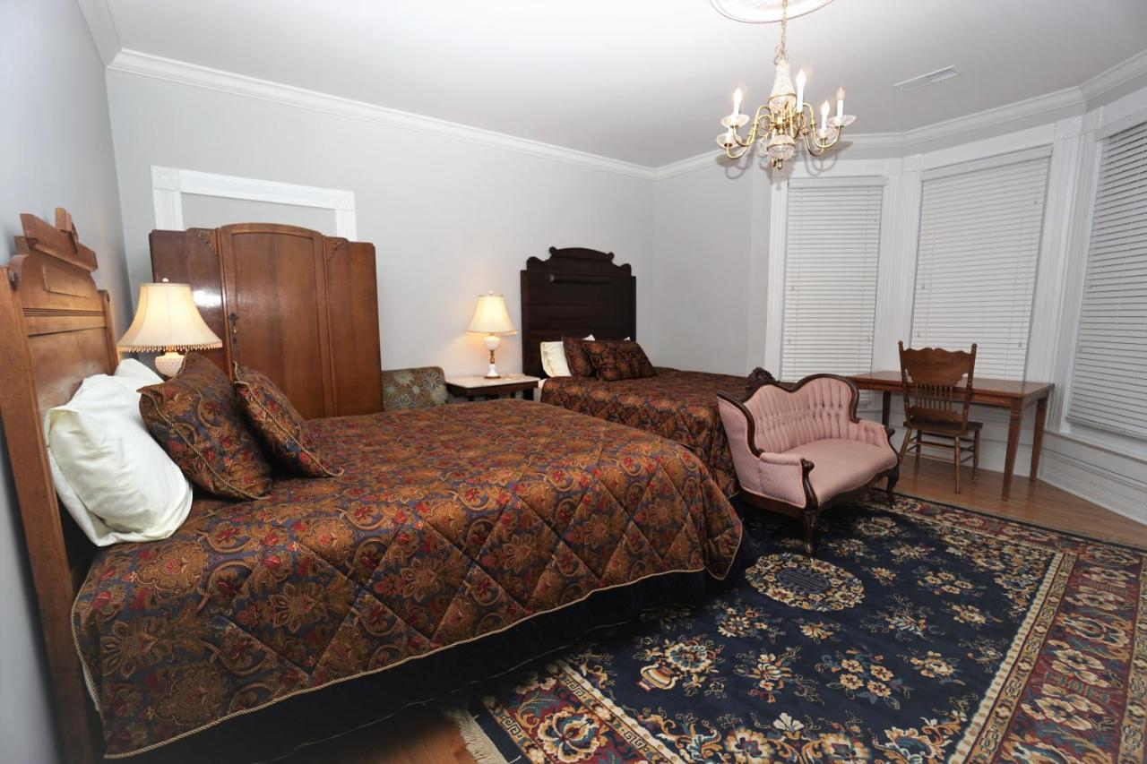 | 1895 Washington Hotel