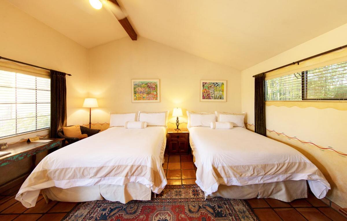 Queen Room with Two Queen Beds at Blue Iguana Inn