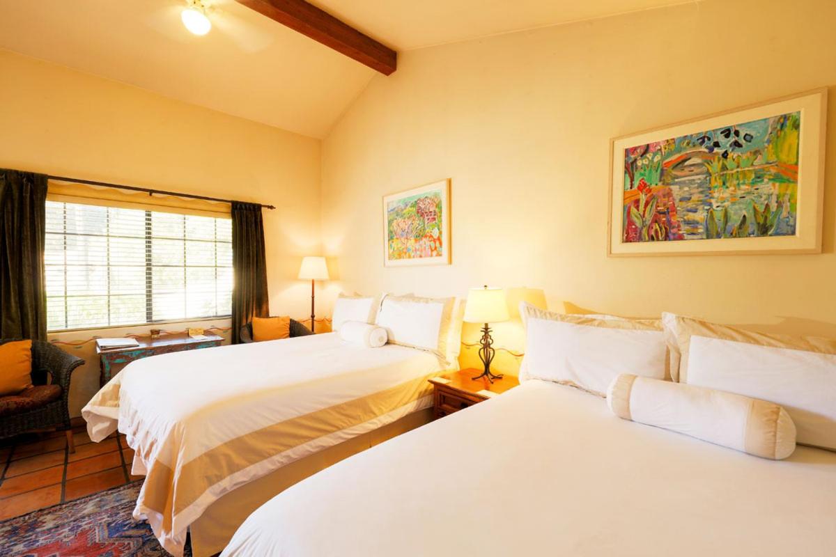Queen Room with Two Queen Beds at Blue Iguana Inn