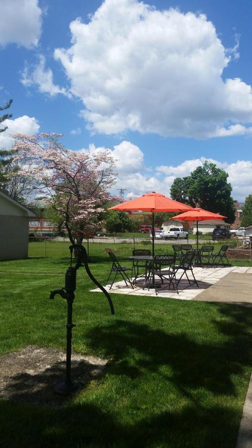  | Carraway Guest House