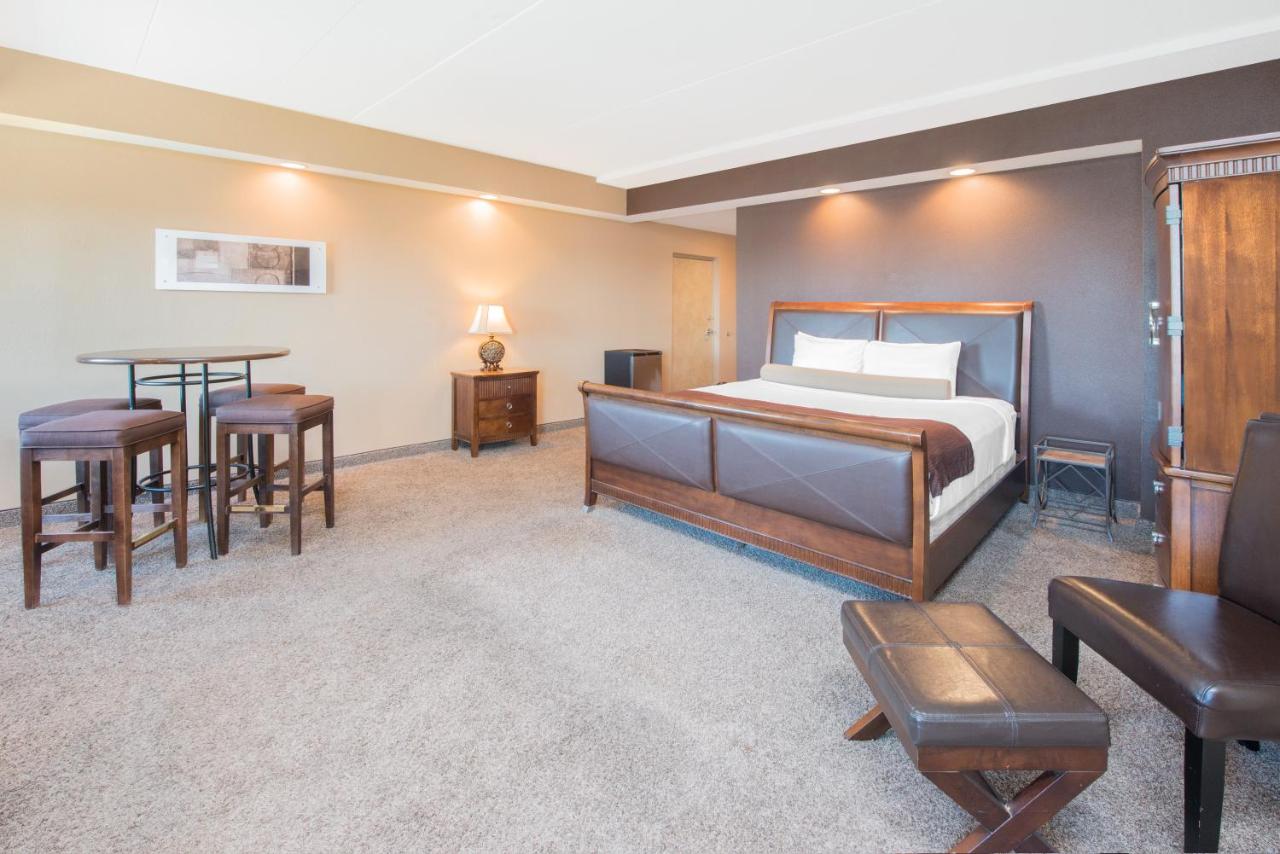 King Studio Suite - Non-Smoking at Microtel Inn & Suites by Wyndham Quincy