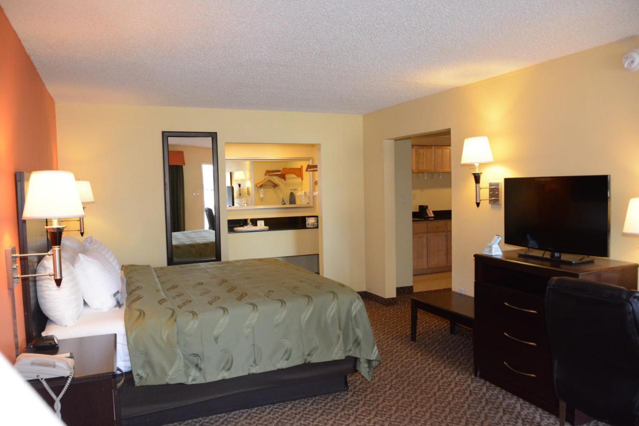 Presidential King Suite at Studio 6 Suites North Richland Hills, TX