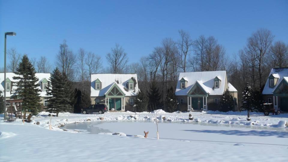  | Spruce Hill Inn & Cottages