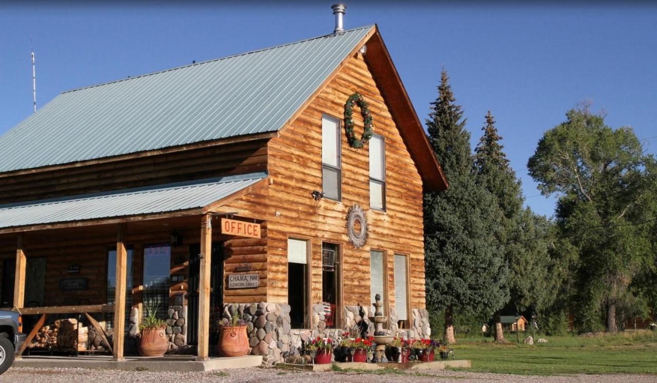 | Chama River Bend Lodge
