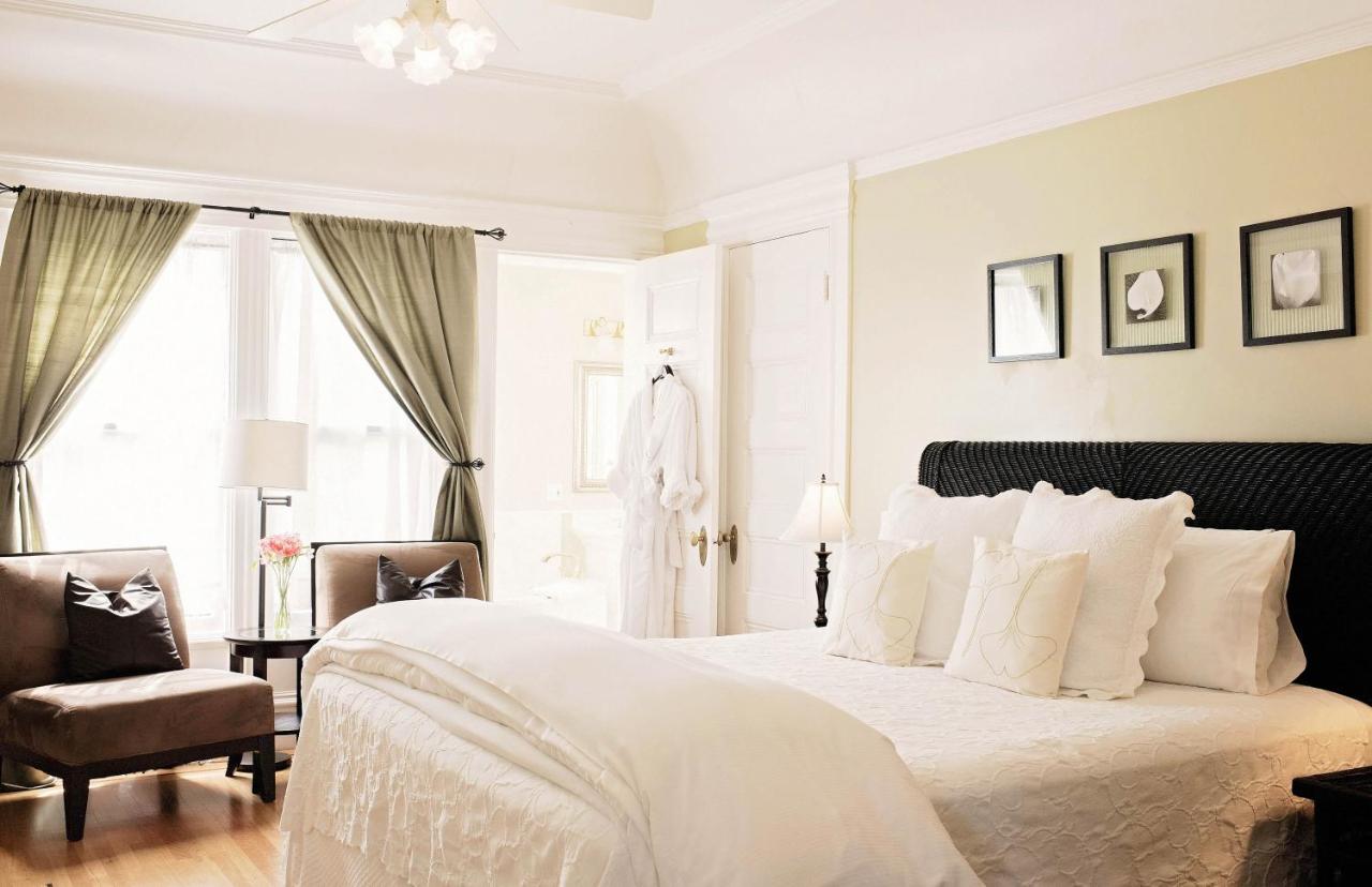 | 1801 First Luxury Inn
