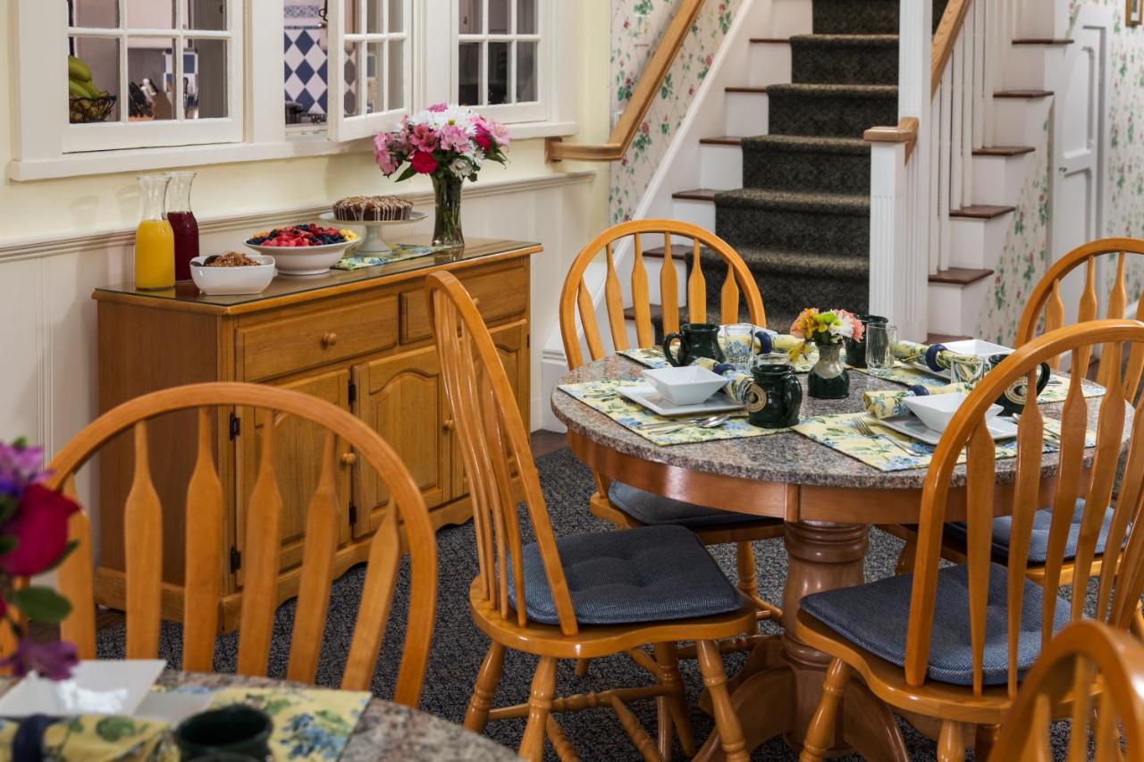 | Old Harbor Inn