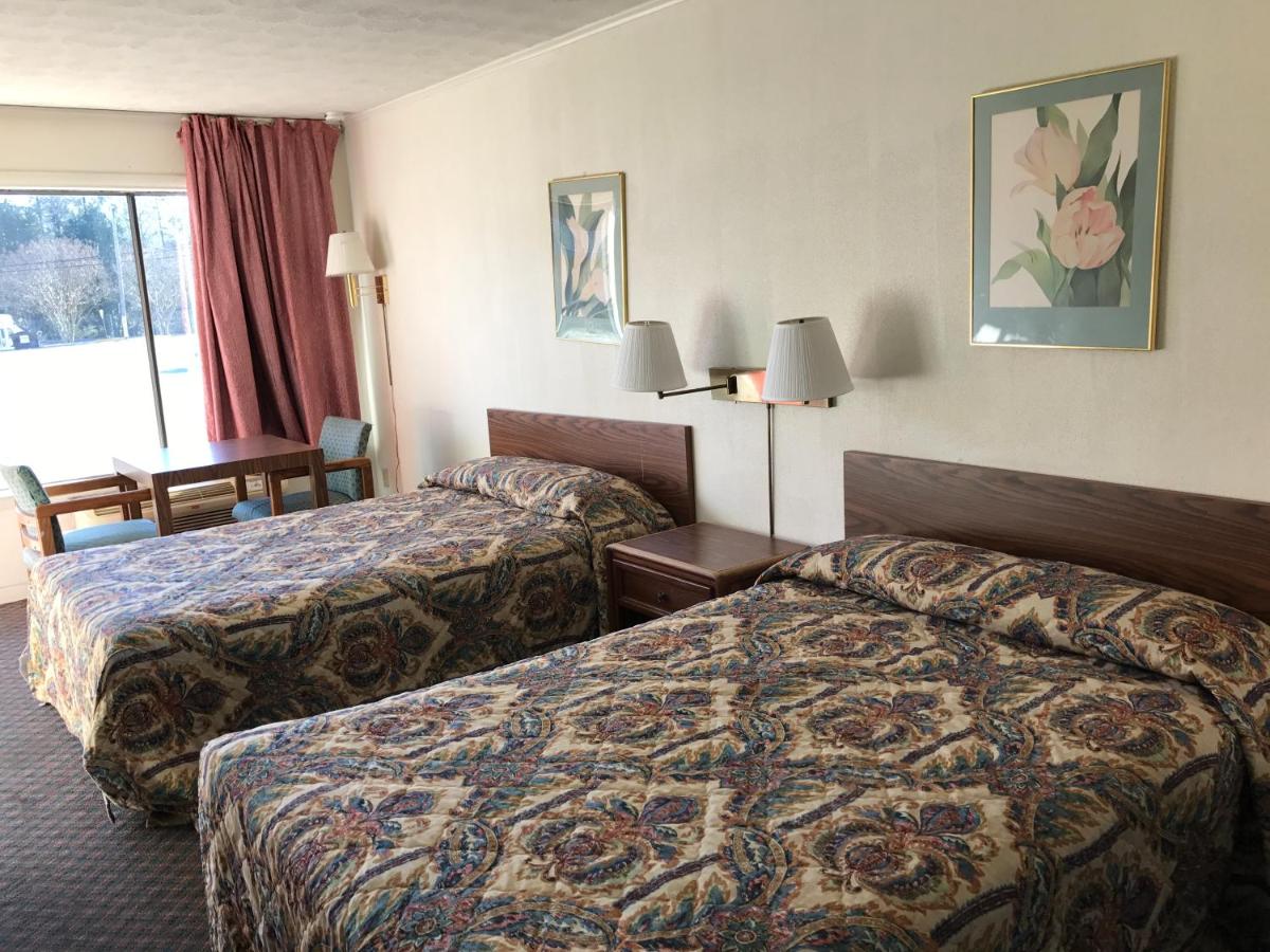 | Flagship Inn