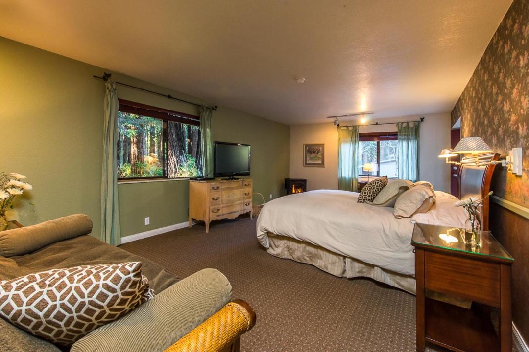 | Trinidad Inn