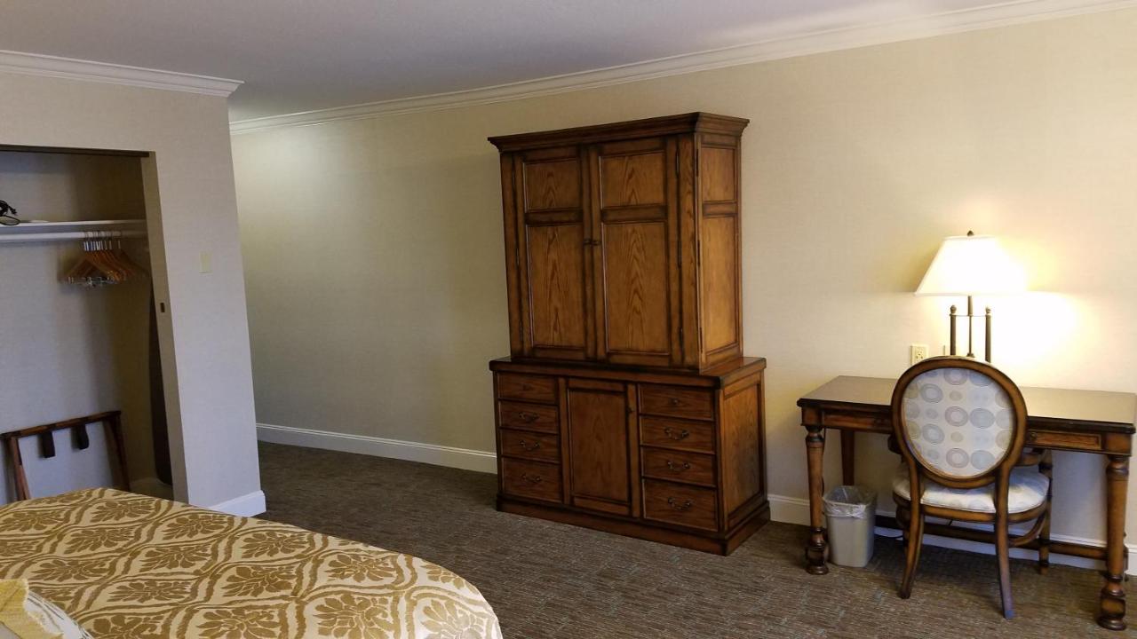 King Room at Chelsea Inn