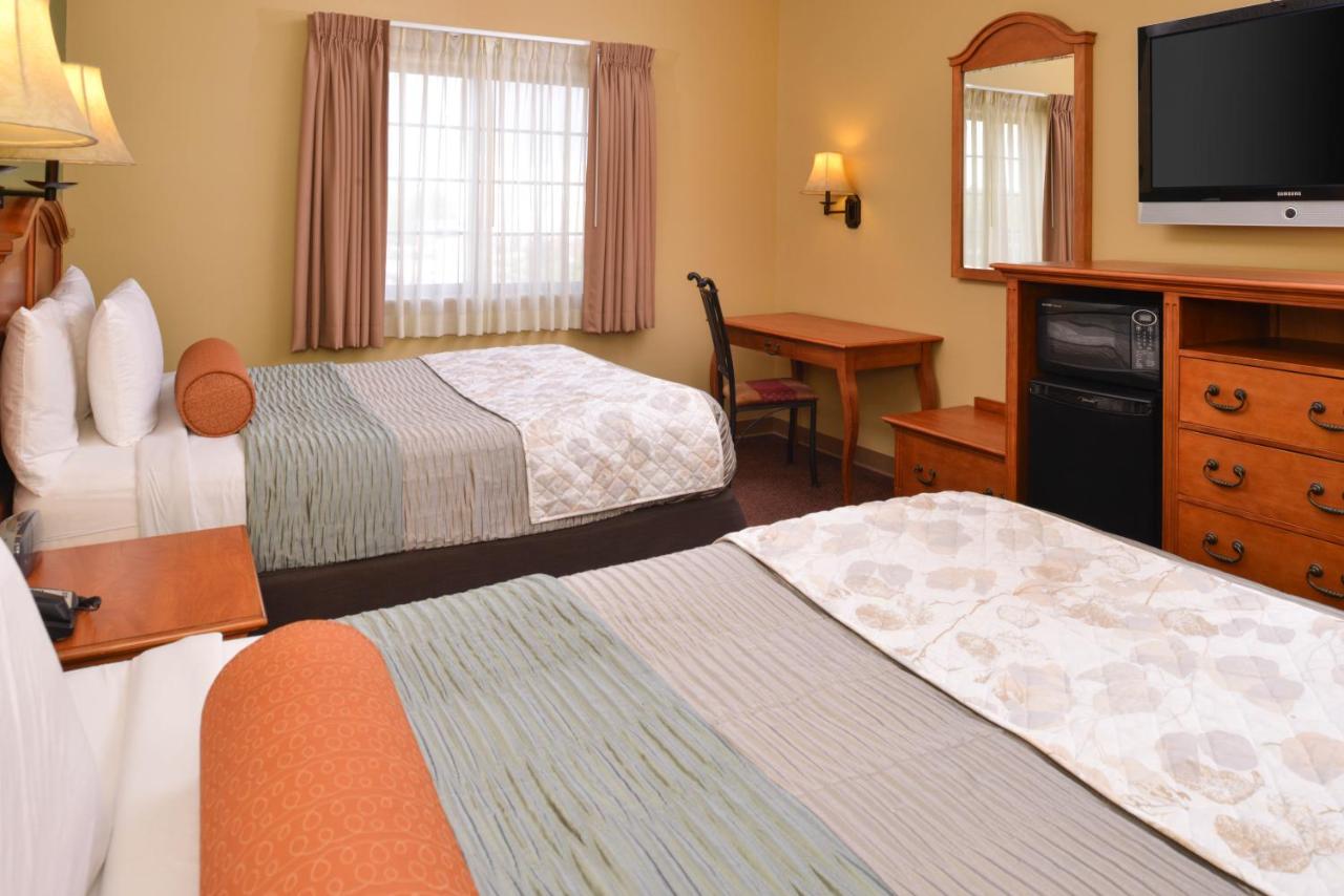 | Country Hearth Inn & Suites Edwardsville
