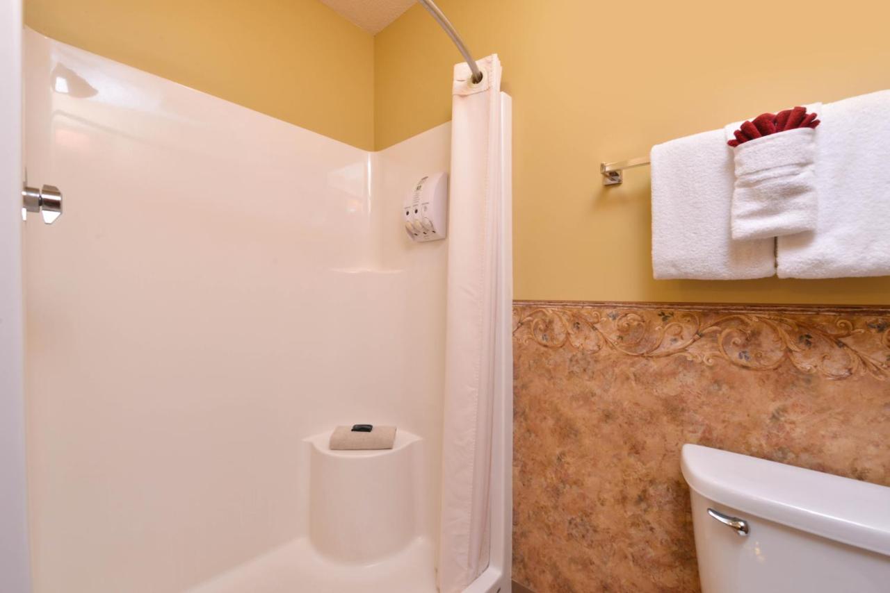 | Country Hearth Inn & Suites Edwardsville