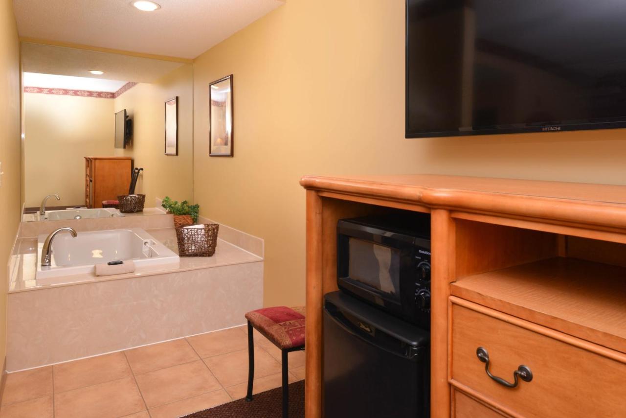 | Country Hearth Inn & Suites Edwardsville