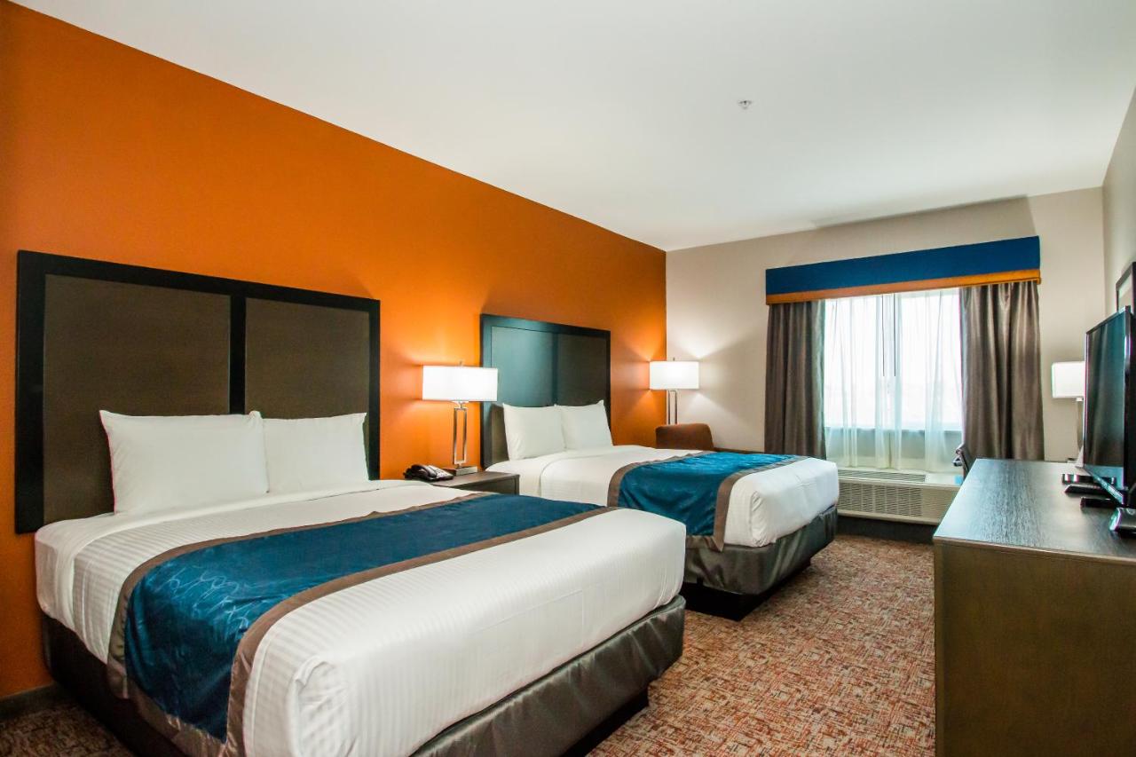 Double Room with Two Queen Beds at Executive Inn Fort Worth West