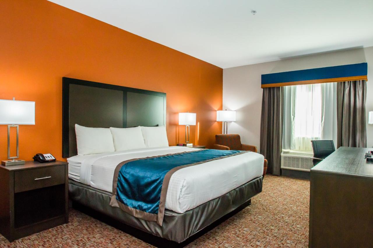 King Room - Disability Access at Executive Inn Fort Worth West