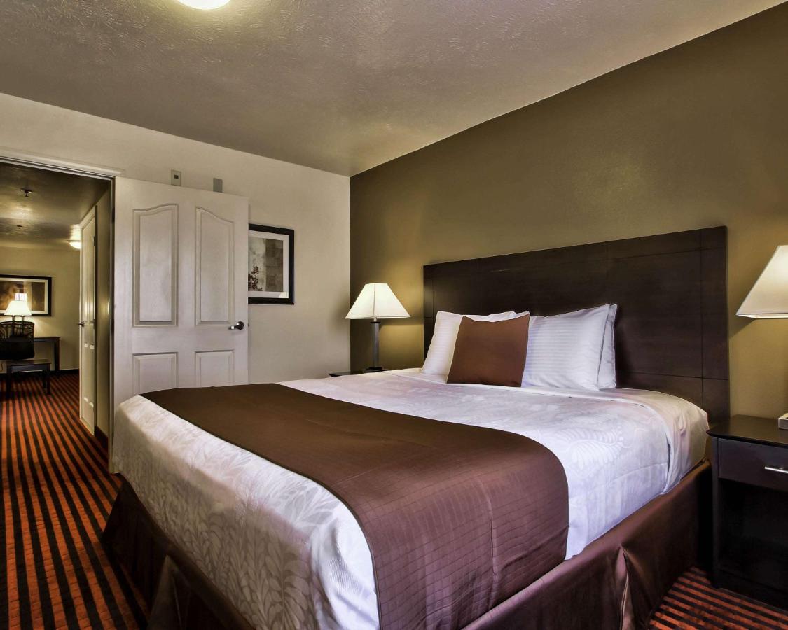 King Room - Disability Access at Best Western Salinas Valley Inn & Suites