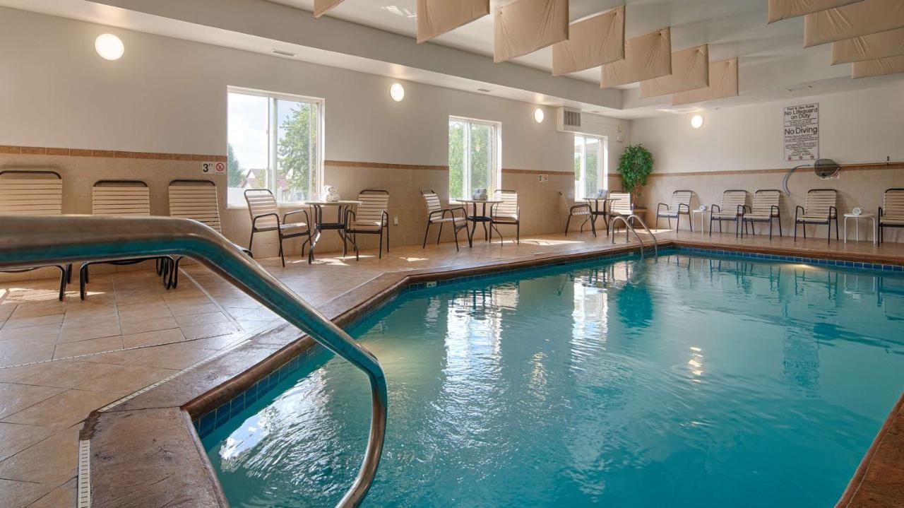 | Best Western Plus Pontoon Beach