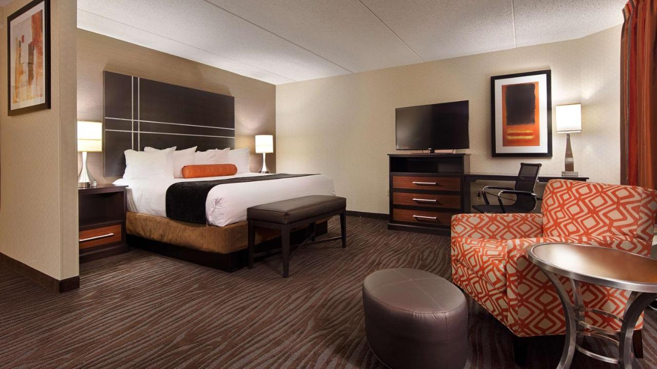King Suite - Non-Smoking at Best Western Plus BWI Airport Hotel / Arundel Mills