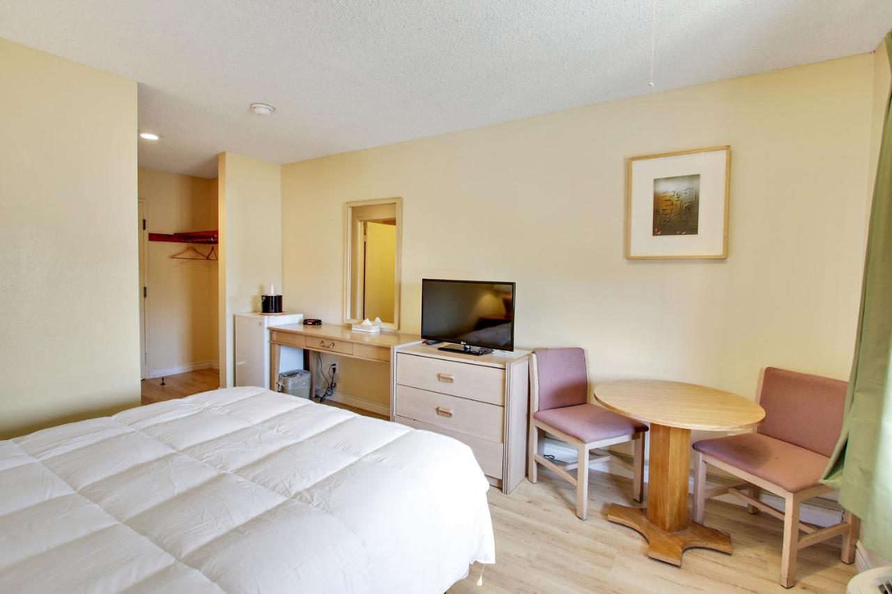 Economy Single Room at Rotex Western Inn